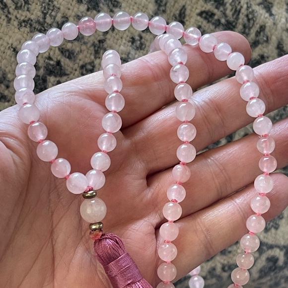 LOVE Genuine Rose Quartz Mala -Reiki Charged - Picture 2 of 3